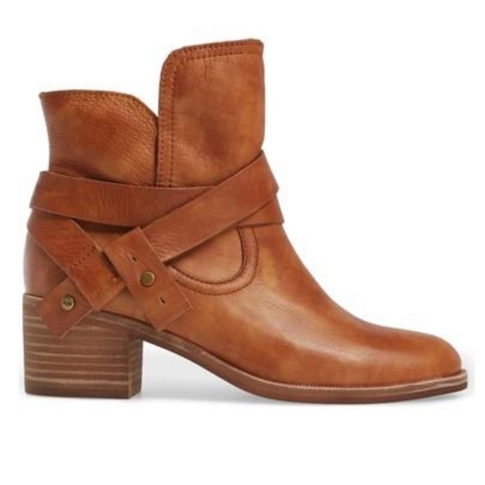 UGG Elora Chestnut brown orange Leather Moto Boots size 9 women’s EU 40